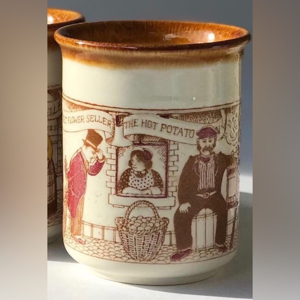 Vtg Biltons The Royal Haymarket Potato Cans Street Flower Seller Tea Coffee Mug